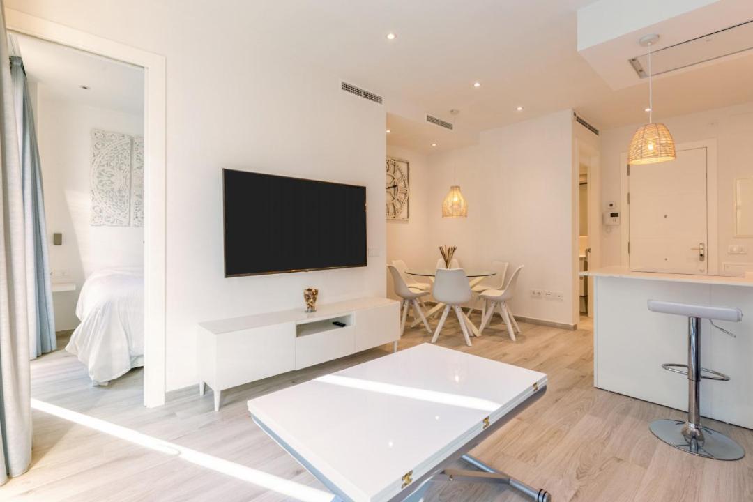 Minty Stay - Modern La Merced Malaga Bagian luar foto