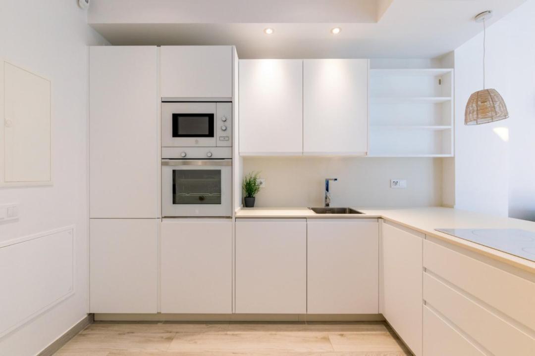 Minty Stay - Modern La Merced Malaga Bagian luar foto