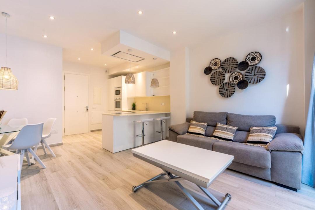 Minty Stay - Modern La Merced Malaga Bagian luar foto